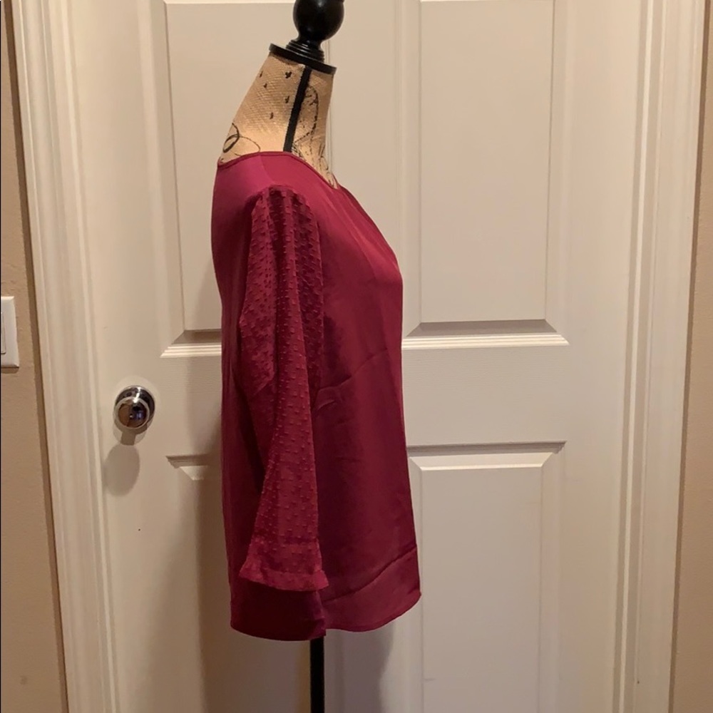 Van Heusen burgundy Top - Picture 4 of 6